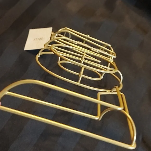 Wrought-iron 3D LOVE Wall Piece - Picture 3 of 7